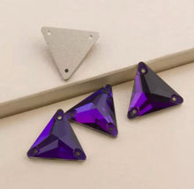 Load image into Gallery viewer, Purple Velvet Triangles